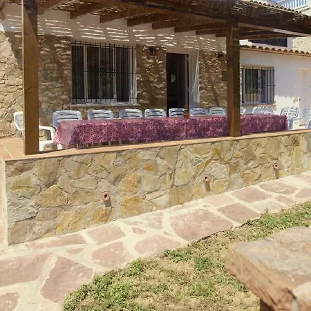 Villa Sleeps 22 With Pool And Wifi *